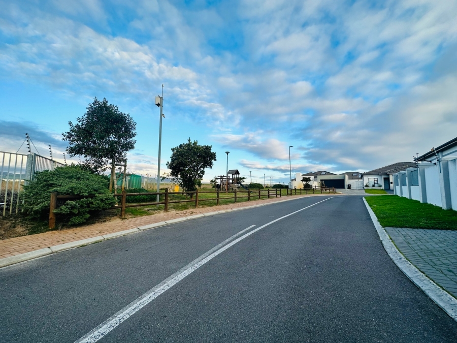 3 Bedroom Property for Sale in Table View Western Cape